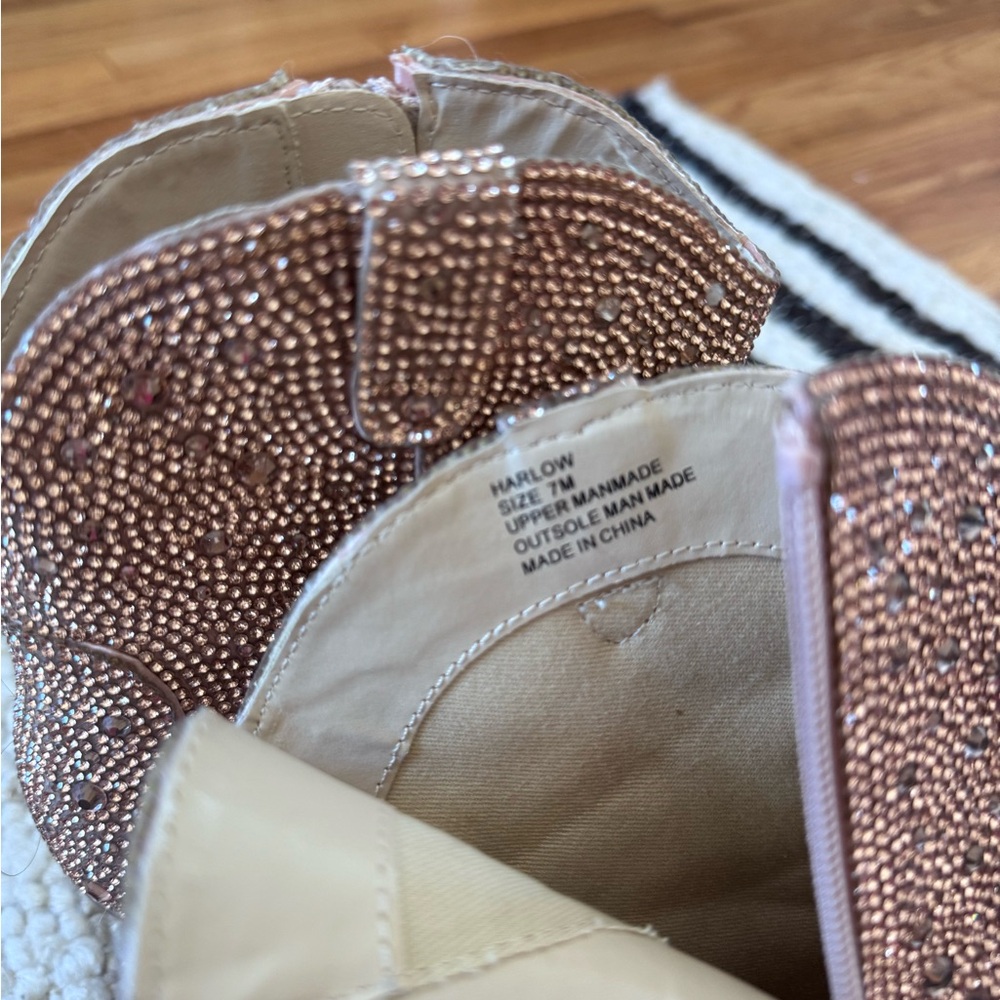 Matisse Harlow Western Rhinestone Booties • Size 7.5 • Excellent Condition - Picture 3 of 9